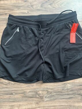 Adrienne Vittadini Sport Shorts Black New with tags 1x comfort stretchy casual